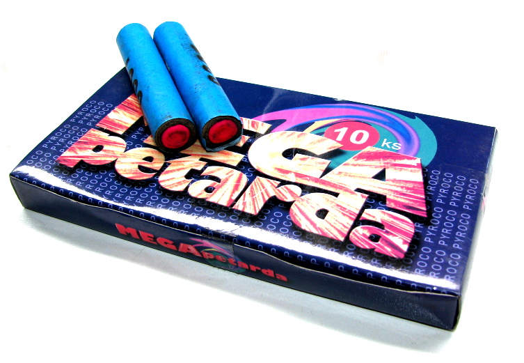foto MEGA Petarda
